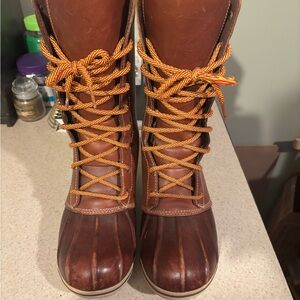 L.L. Bean Brown Leather Winter Boots with Orange Laces